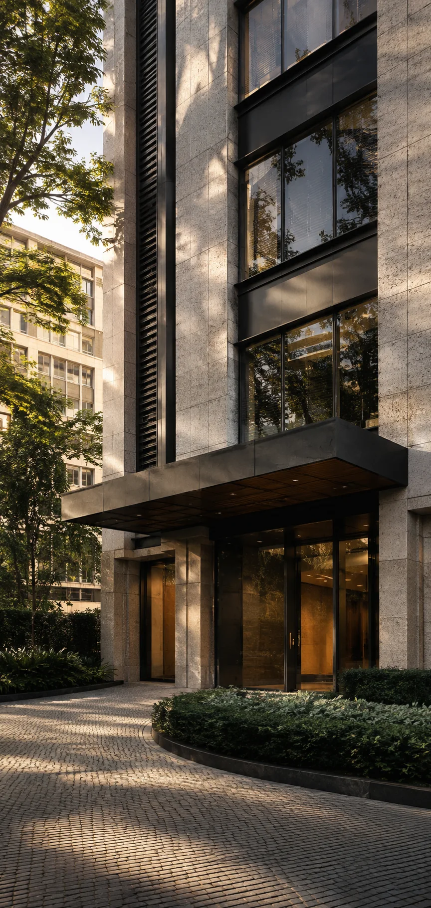 Entrada de um edifício comercial contemporâneo